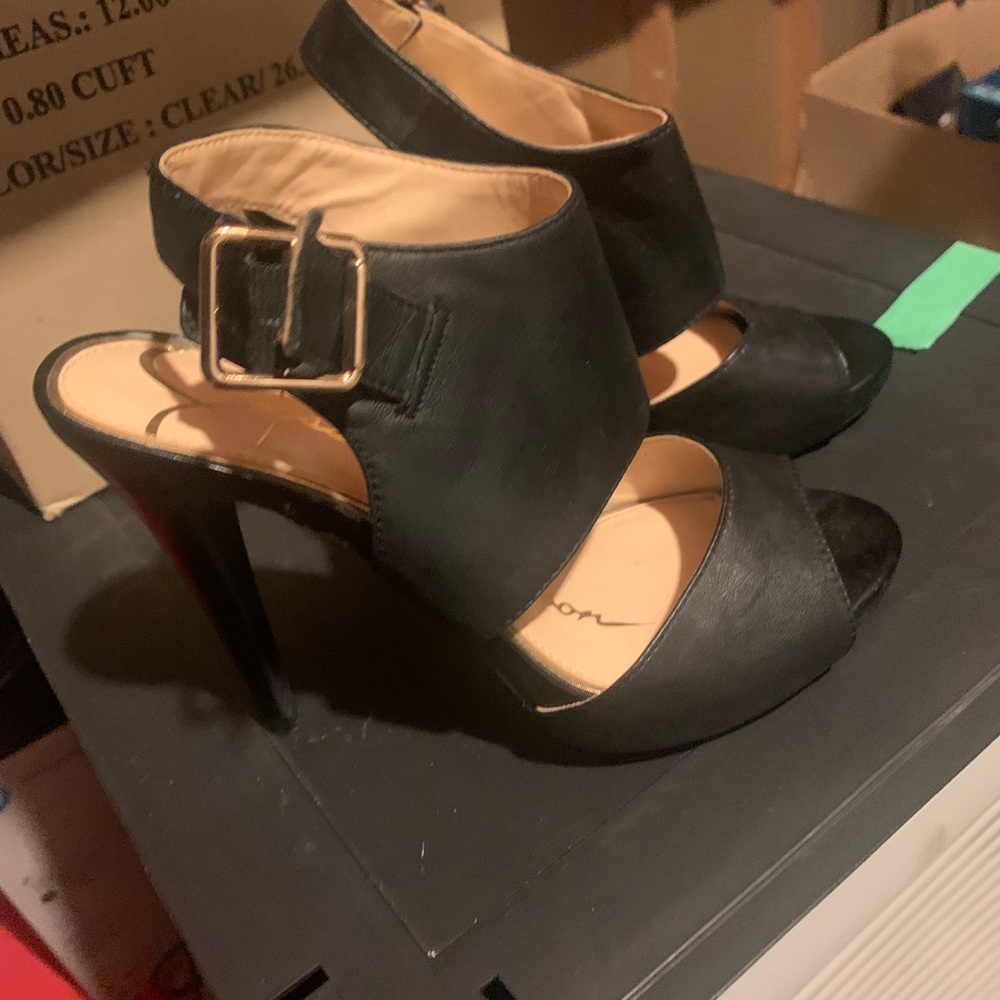JESSICA SIMPSON HEELS